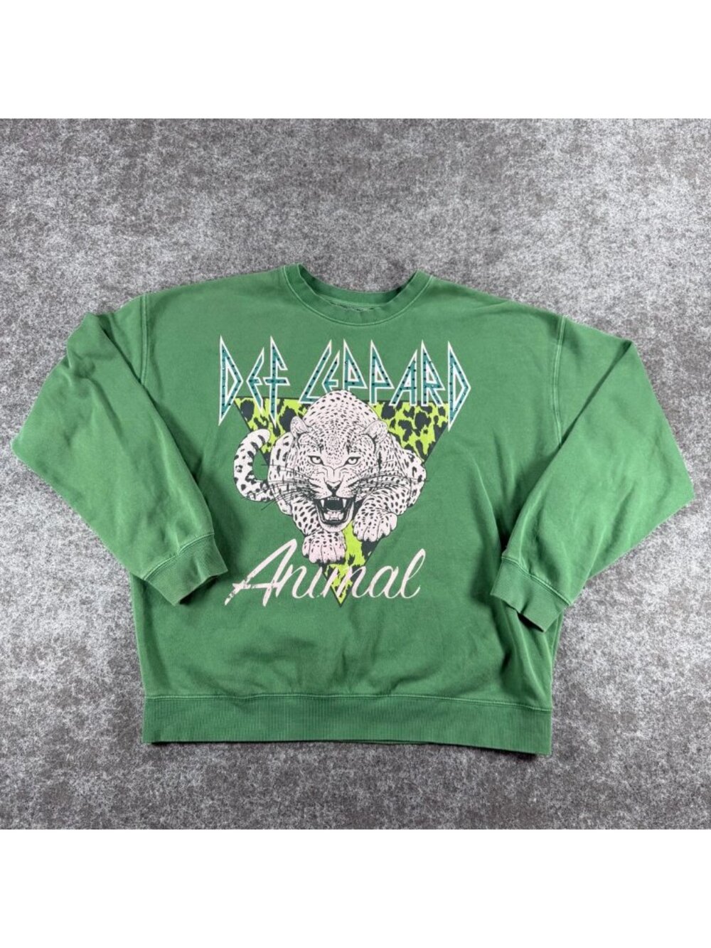 Def Leppard By Goodie Two Sleeves Sweatshirt Mens XL Green Cotton Fleece Animal